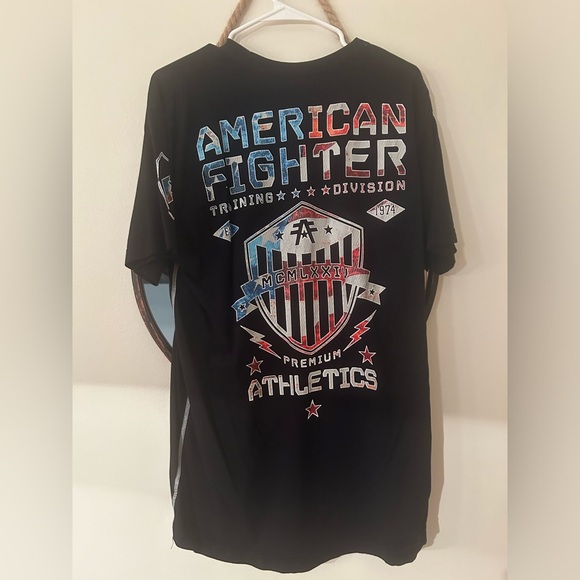 Men’s American Fighter T - Picture 2 of 2